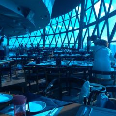 Oriental Pearl Sky Revolving Restaurant User Photo