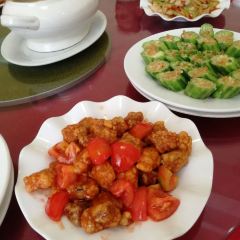BAI FU JIU LOU User Photo