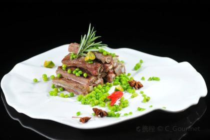 品舍艺厨(星汇两江店)