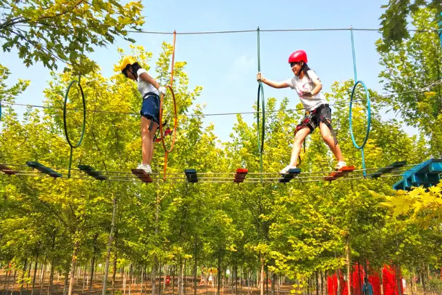 Qianchuan Jingxiu-Huaxi Linyu Tourism Expo Park