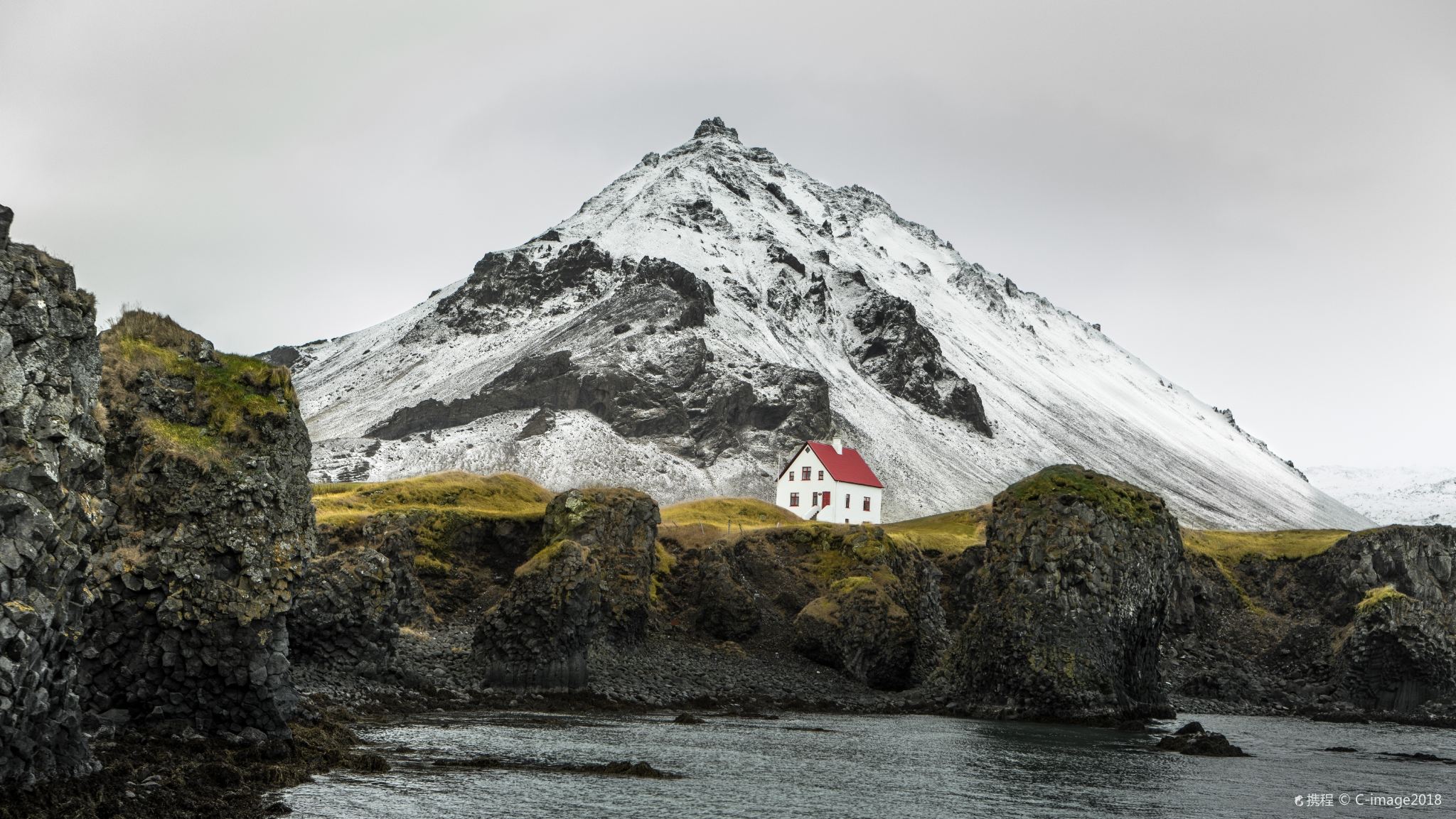 Excursion d'une journée classique sur la péninsule de Snæfellsnes en Islande - Mont Kirkjufell (montagne en forme de chapeau)/Église noire/Visite standard