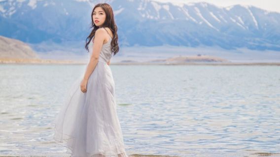 賽里木湖+果子溝一日遊包車純玩無購物親情服務可訂定行程