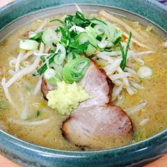 Menya Saimi User Photo