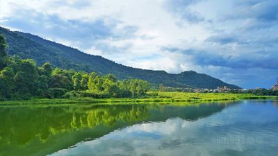 Mengsuo Longtan Lake