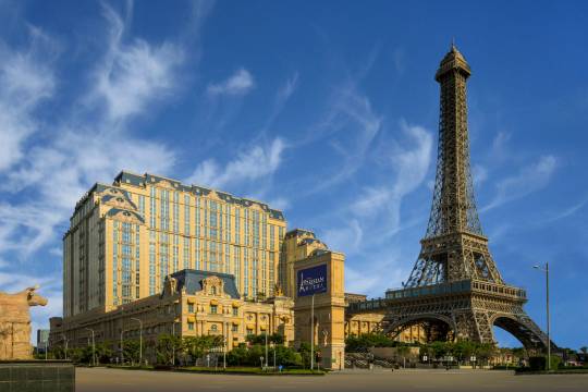 中國澳門+大三巴牌坊+澳門迴歸賀禮陳列館+澳門銀河度假區+澳門巴黎人度假區+澳門威尼斯人度假區一日遊