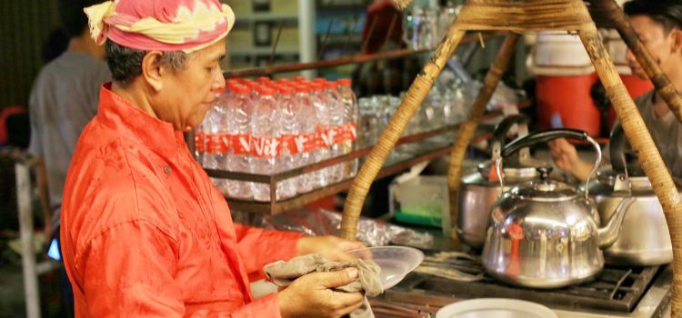 Angkringan Gareng Petruk