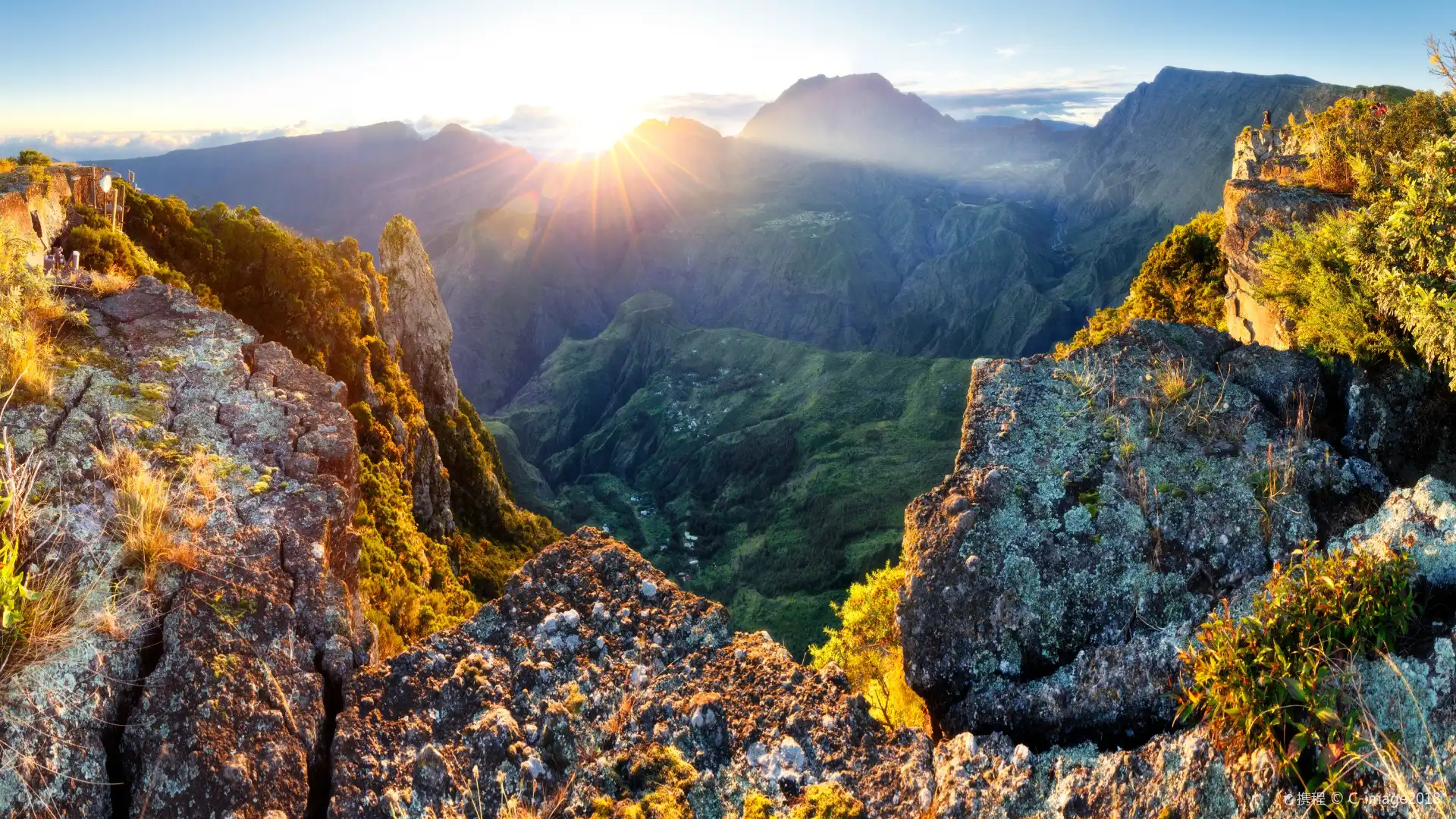 Hotels near Piton des Neiges
