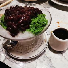 Madam Kwan's User Photo