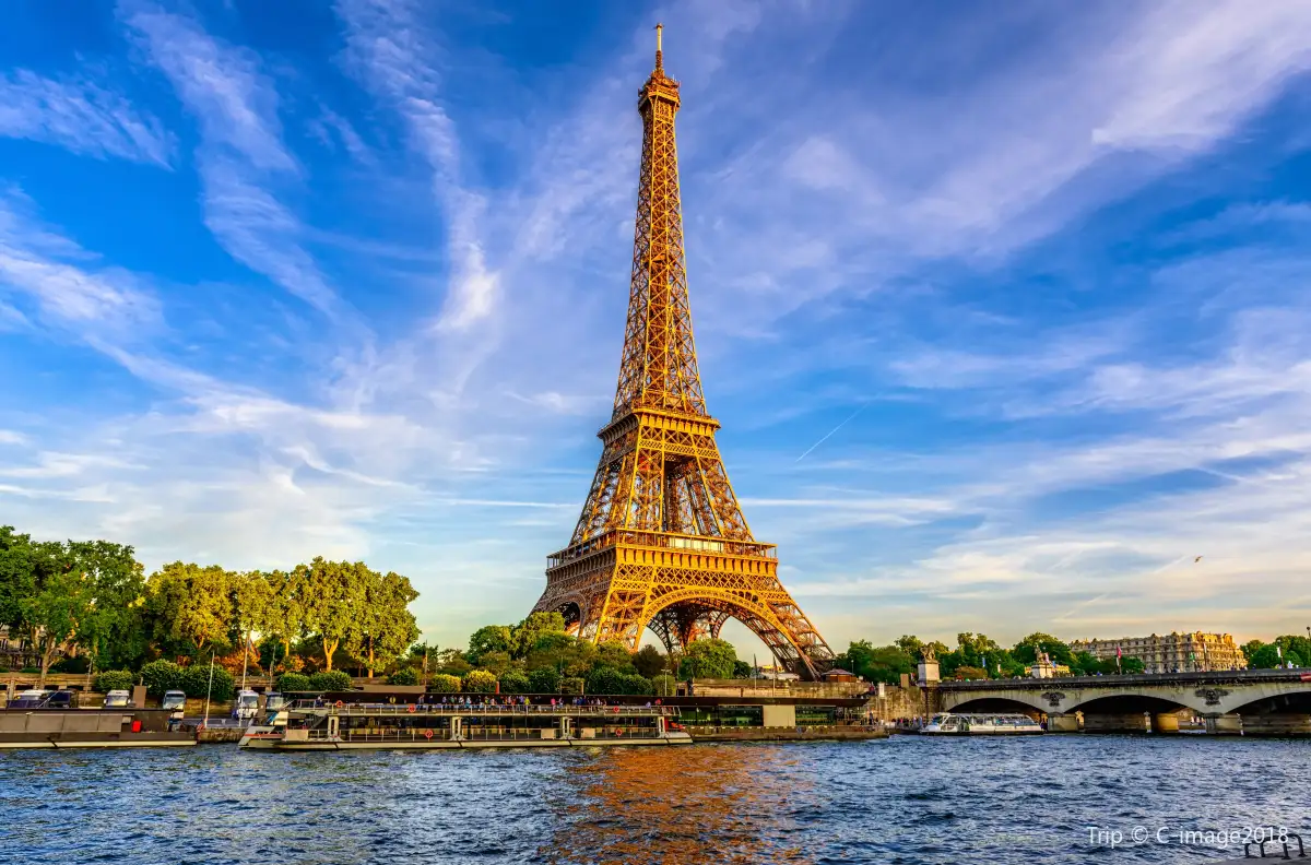 Menara Eiffel
