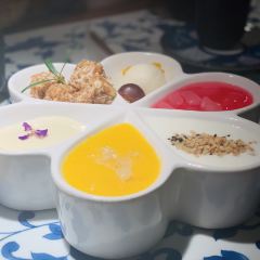 Guimanlong (dejiguangchang) User Photo