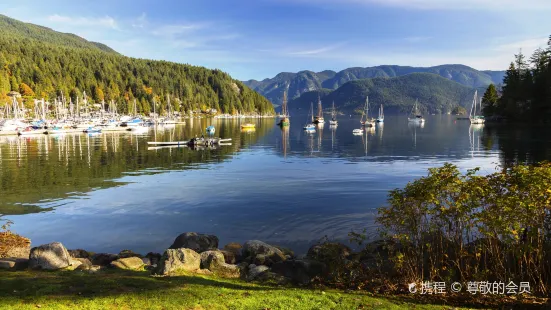 Deep Cove