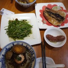 Tu Hsiao Yeuh User Photo