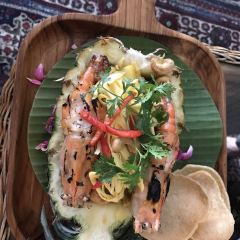 THE HOUSE by Ginger張用戶圖片