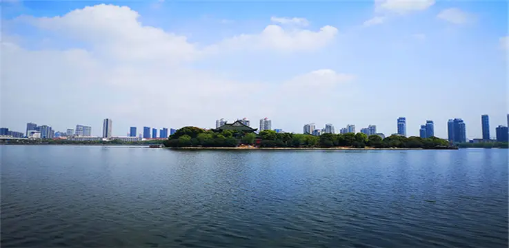 南昌華僑城歡樂象湖生態藝術公園