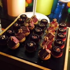 Yintelagenhuaqiaochengjiudianzizhucan User Photo