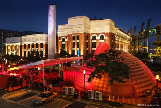 Hotels near Fun Station