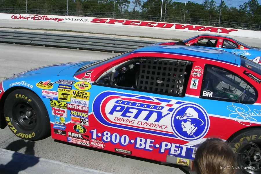Richard Petty Driving Experience
