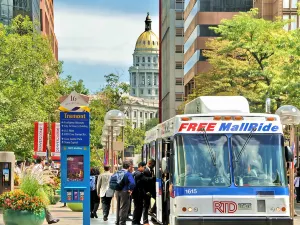 16th 스트리트 몰