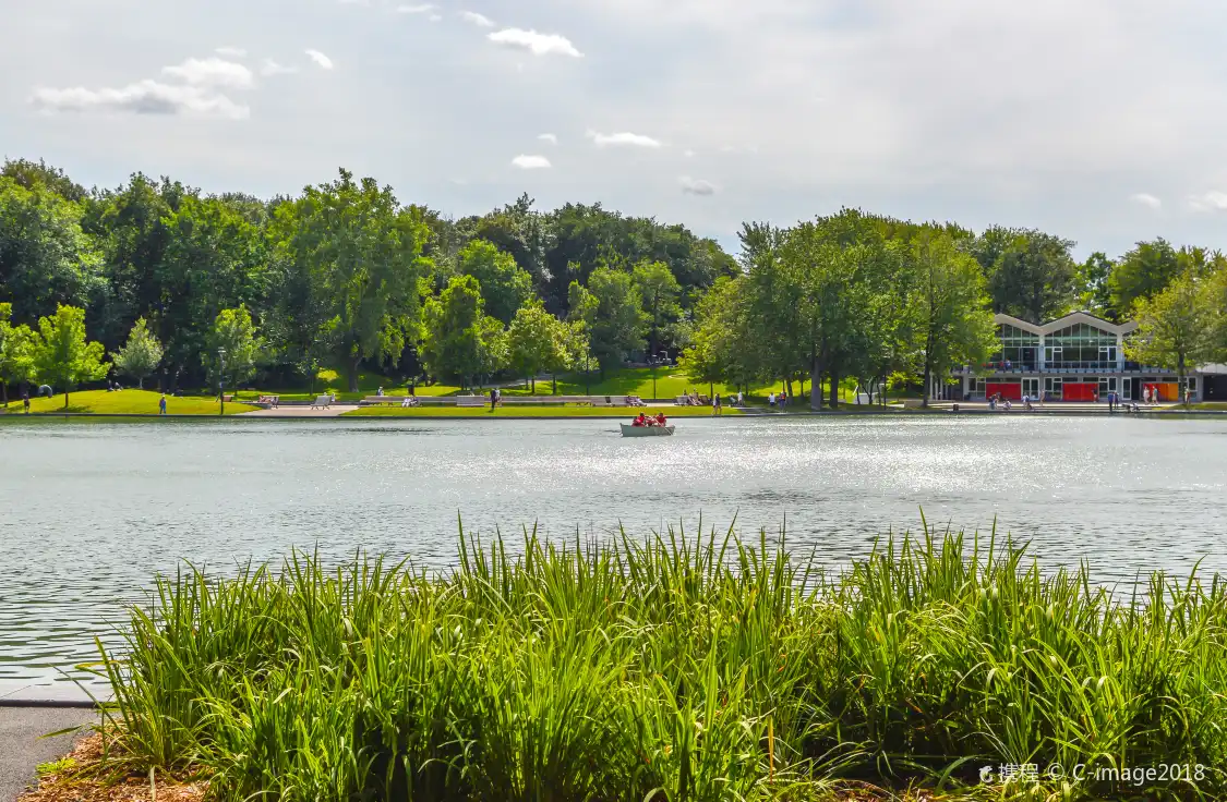 Hotels near Mount Royal Park