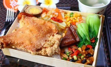 池上飯包文化故事館 (悟饕池上飯包)