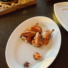 YUE JING XUAN User Photo