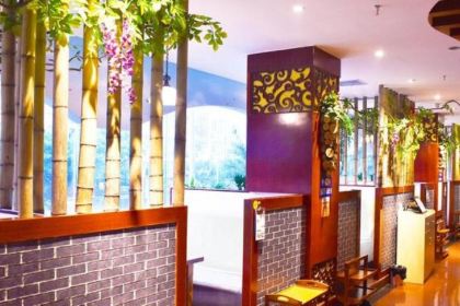 渝州十里香火锅(商贸城店)