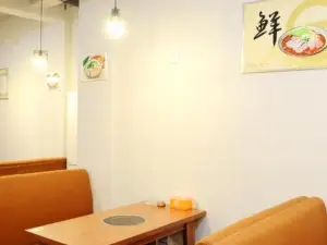 宫廷冒菜(湖滨路店)