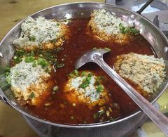 ZHANG GUAN GE ZHA NV ER CHENG DIAN 여행 사진