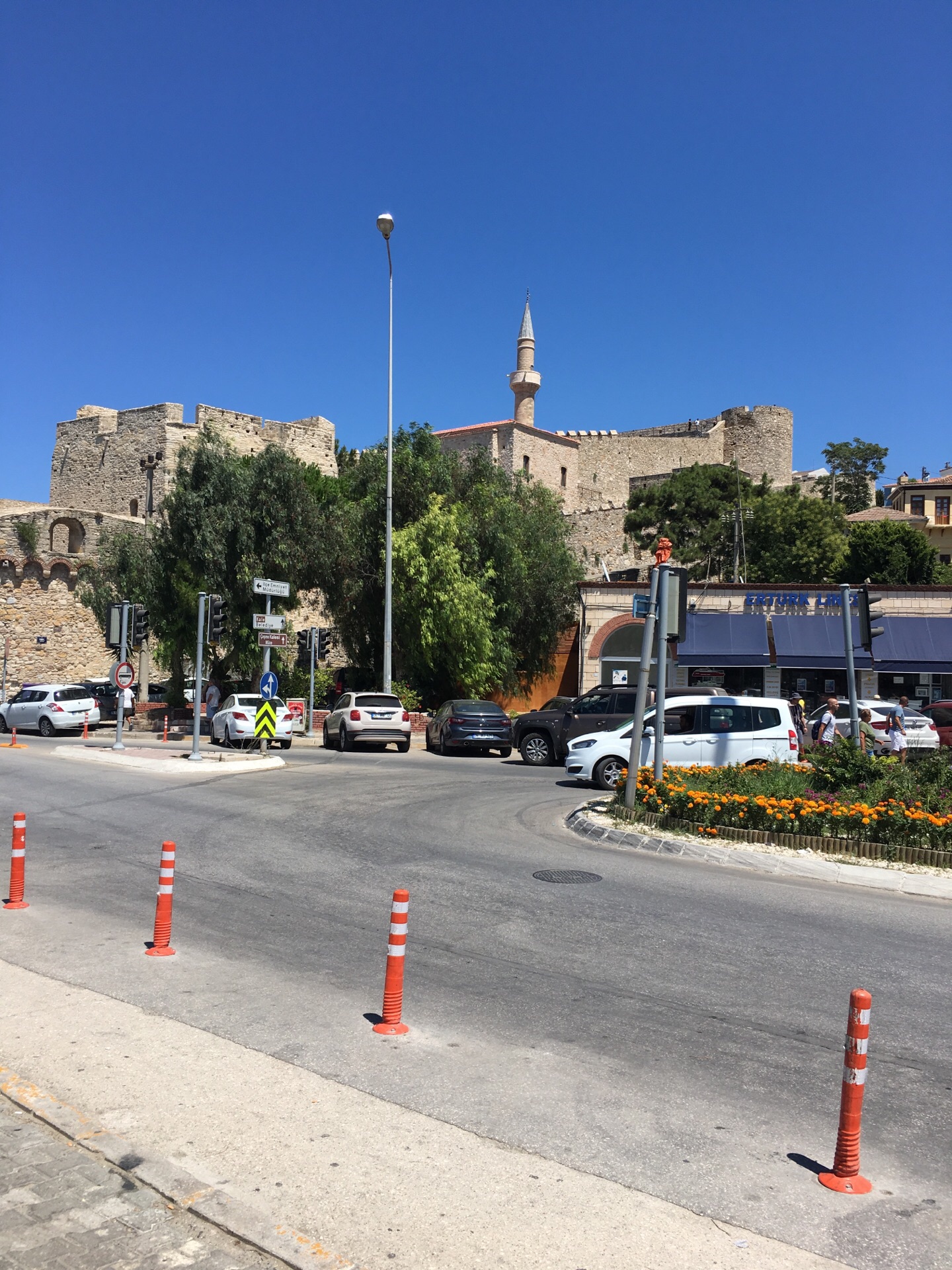 Kadifekale Castle Travel Guidebook Must Visit Attractions In Izmir Kadifekale Castle Nearby Recommendation Trip Com Kadifekale Castle Travel Guidebook Must Visit Attractions In Izmir Kadifekale Castle Nearby Recommendation Trip Com