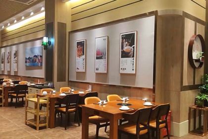 香港阿杜火锅·海鲜姿造(德馨苑分店)