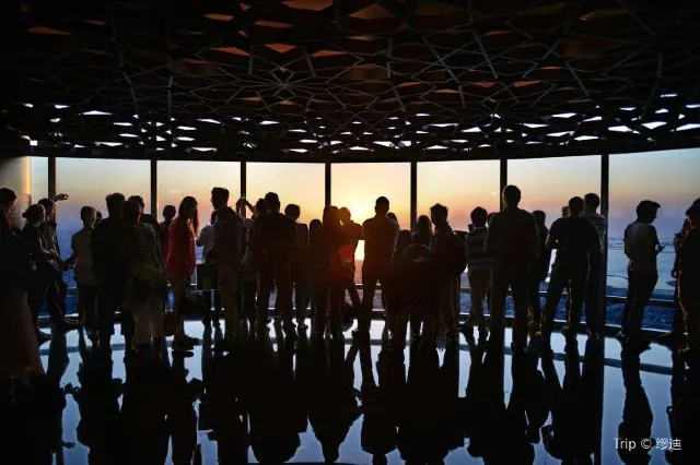 Burj Khalifa Guide: See the World from the Top