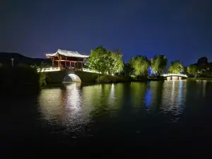 Popular Night Attractions in Huangshi