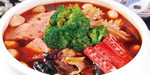 三顧冒菜(昆明祿勸店)