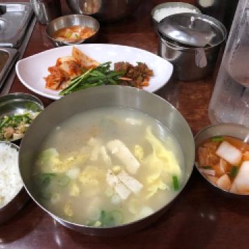 武橋洞牛骨湯明太魚湯張用戶圖片