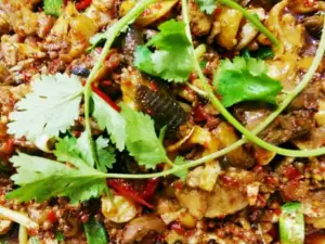 有事没事酸笋鸡火锅店(富民店)