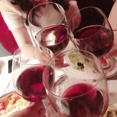 Le Petite Fontaine User Photo