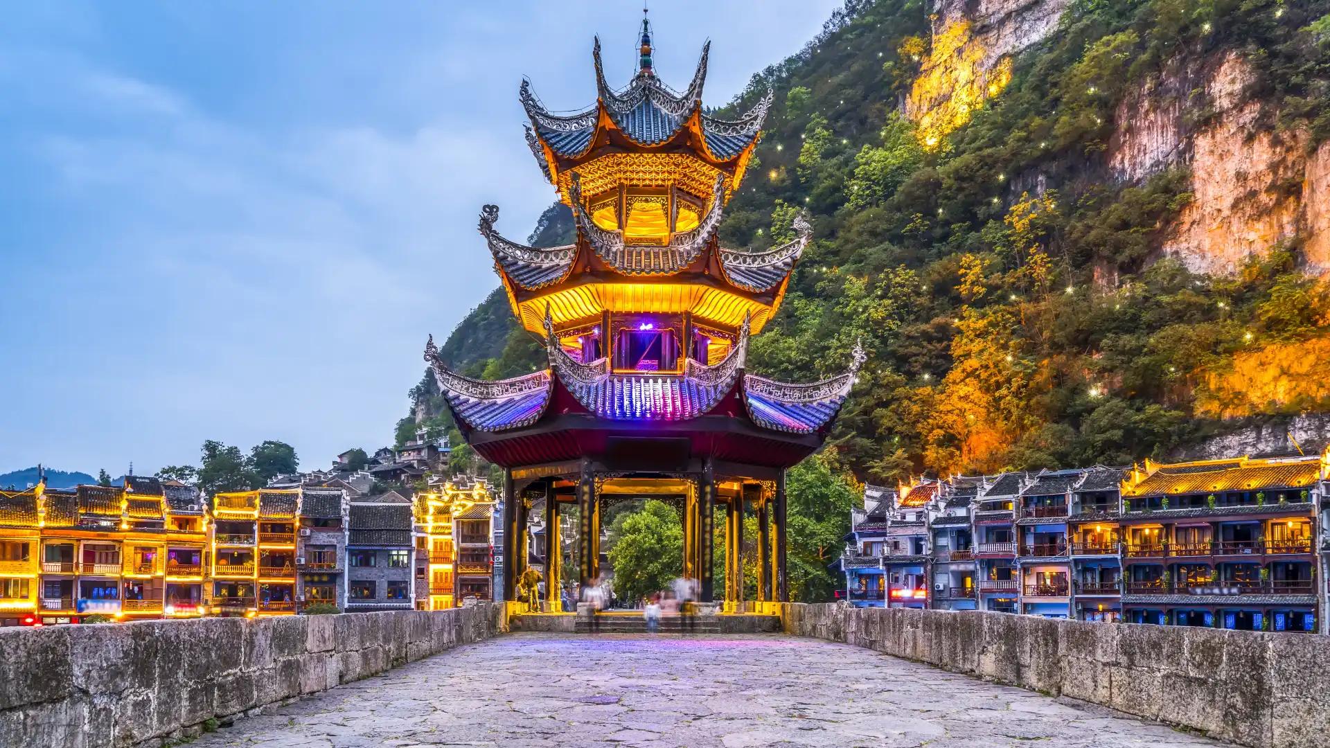 Hotels near Zhenyuan Ancient Town