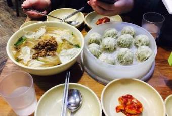 명동교자 본점 여행 사진