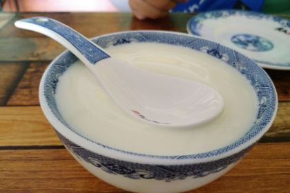 黄氏姜撞奶(民族风情街店)