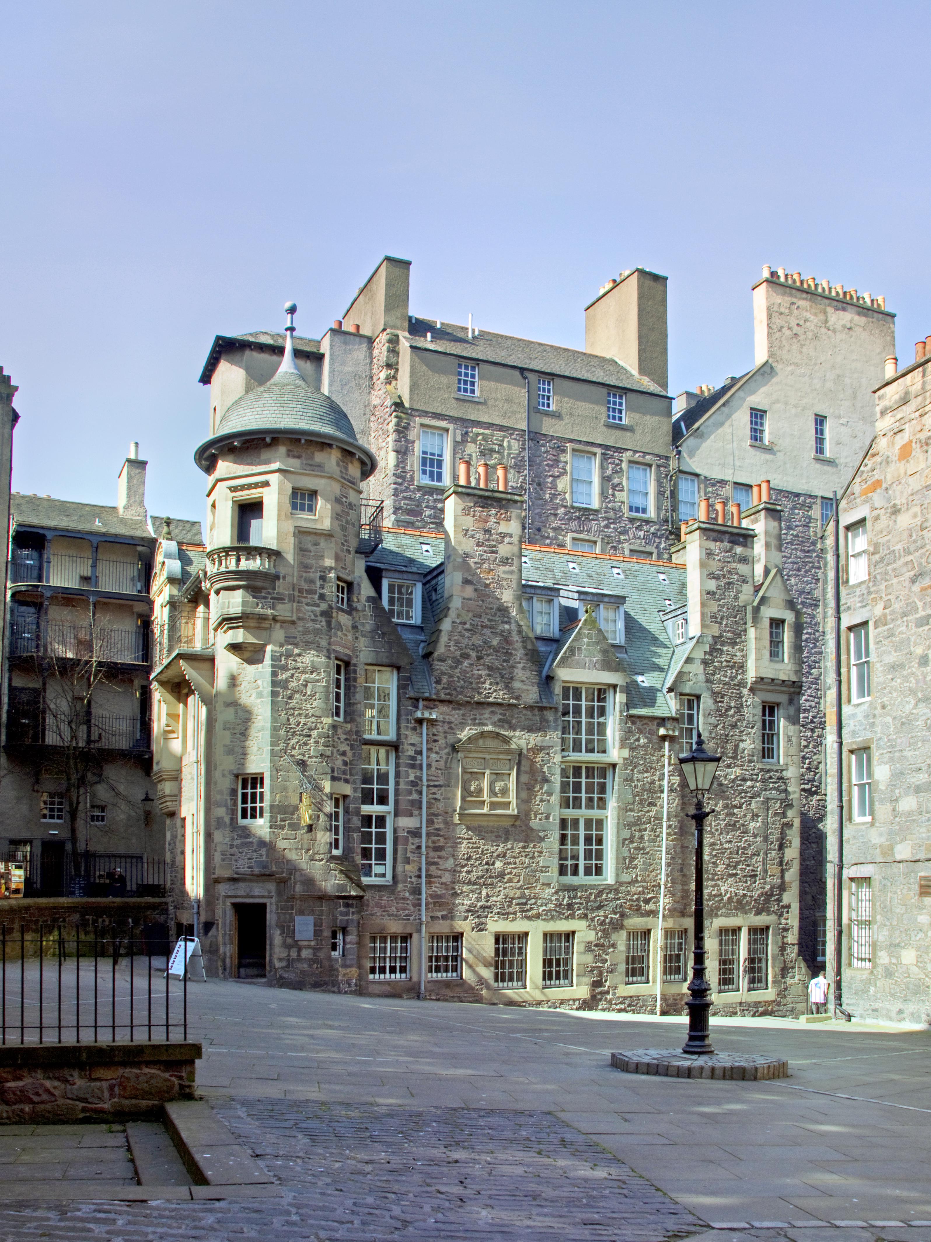 Gladstone's Land Opening Hours, Reviews & Photos [2024]