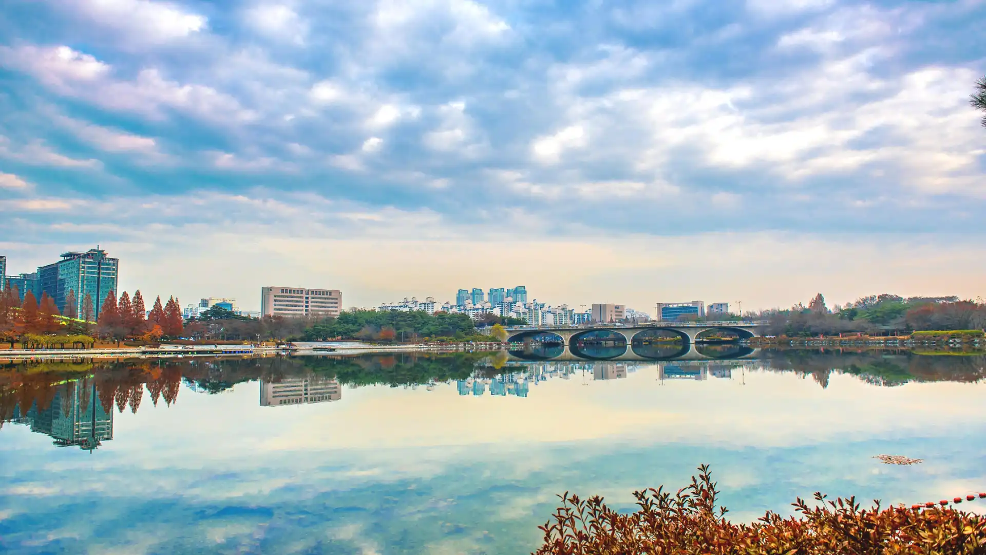 Hotels near Sangdong Lake Park