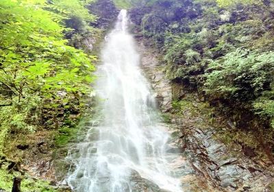 Xiling Xueshan Dafeishui Scenic Area