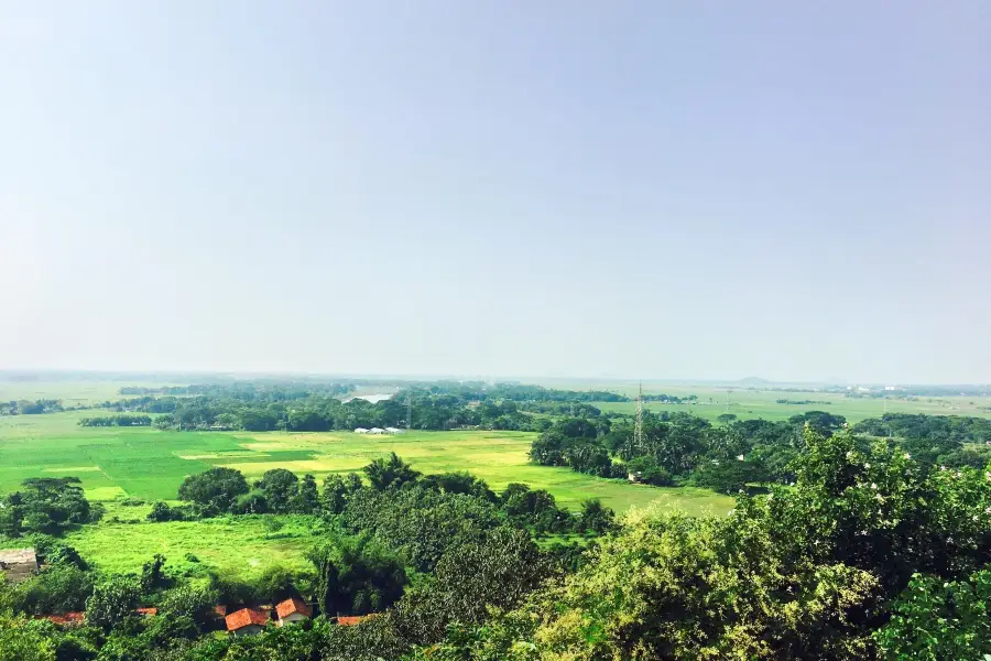 Dhauli Giri Hills