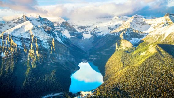 加拿大+班夫國家公園+露易絲湖+莫蘭湖+班夫上溫泉藍寶石冰川