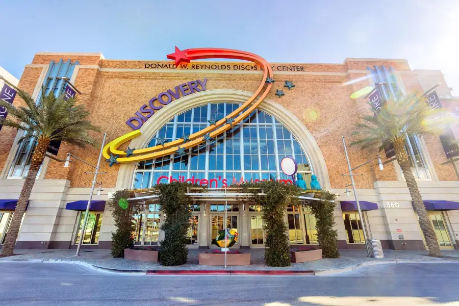 DISCOVERY Children's Museum