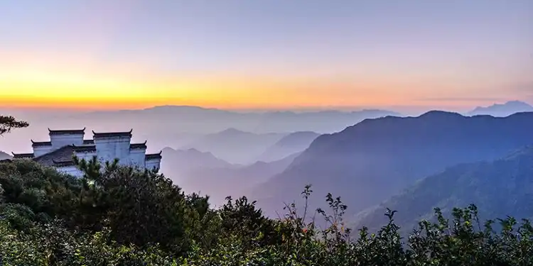 Ramada Hotels in Chongyang