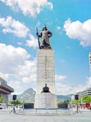 Statua dell'Ammiraglio Yi Sun Shin