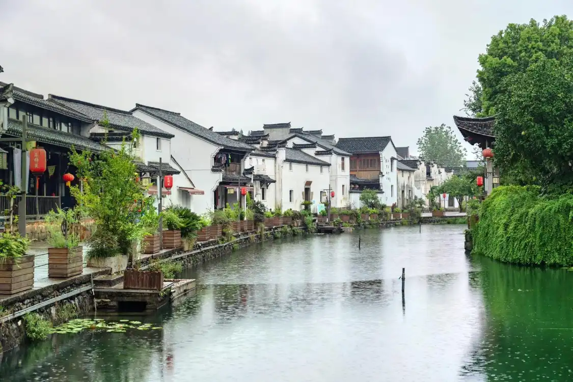 둥쯔관춘 주변 호텔