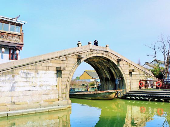 Wolong Bridge