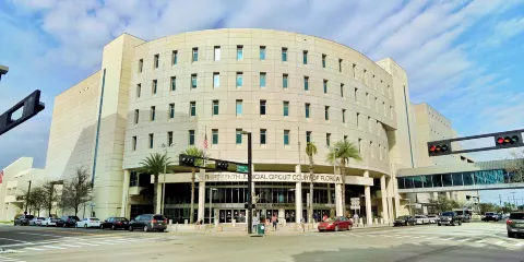 希爾斯堡法律圖書館